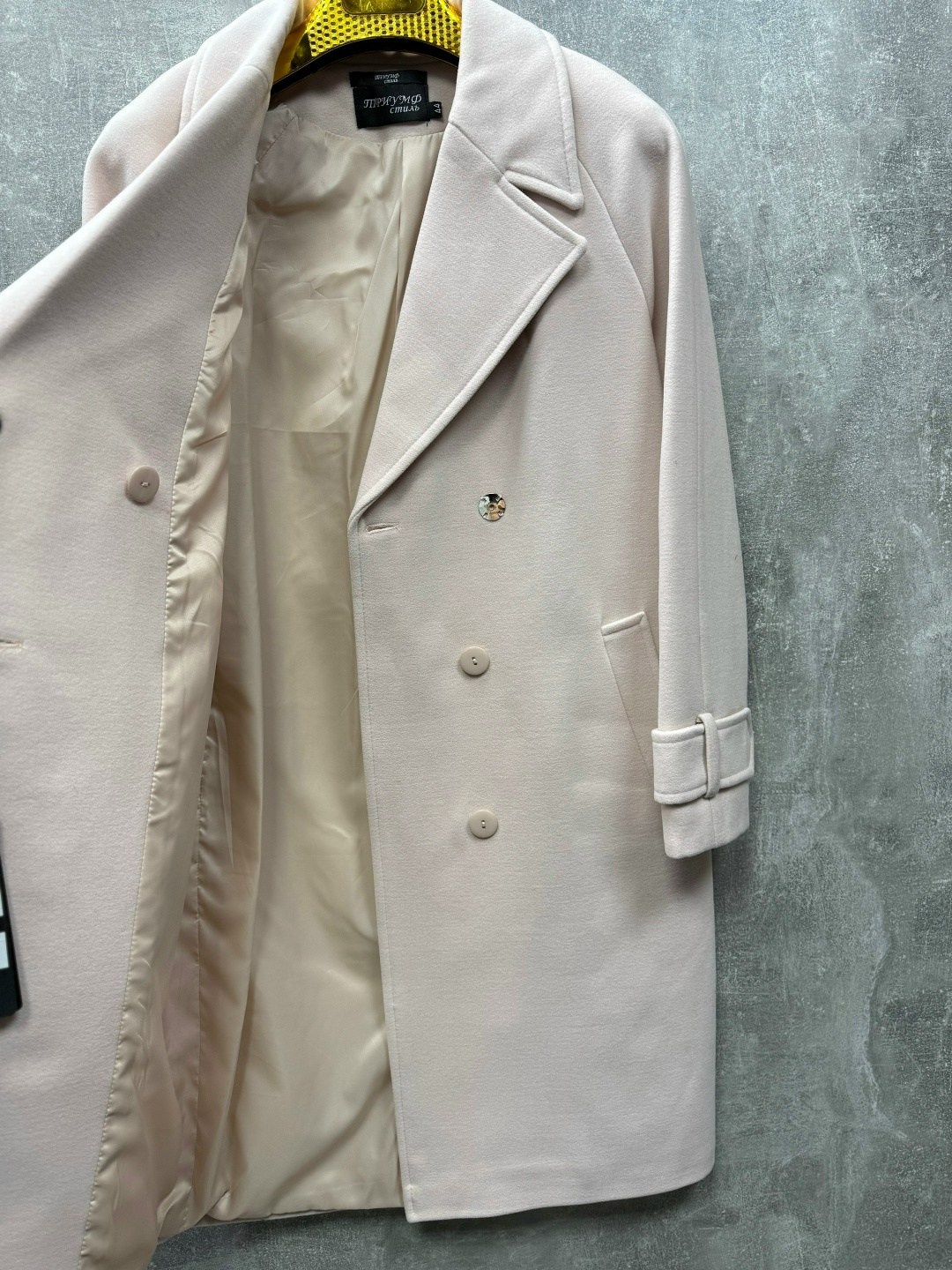 пудровое пальто,шерстяное пальто,пальто,пальто женские,пальто средней длины