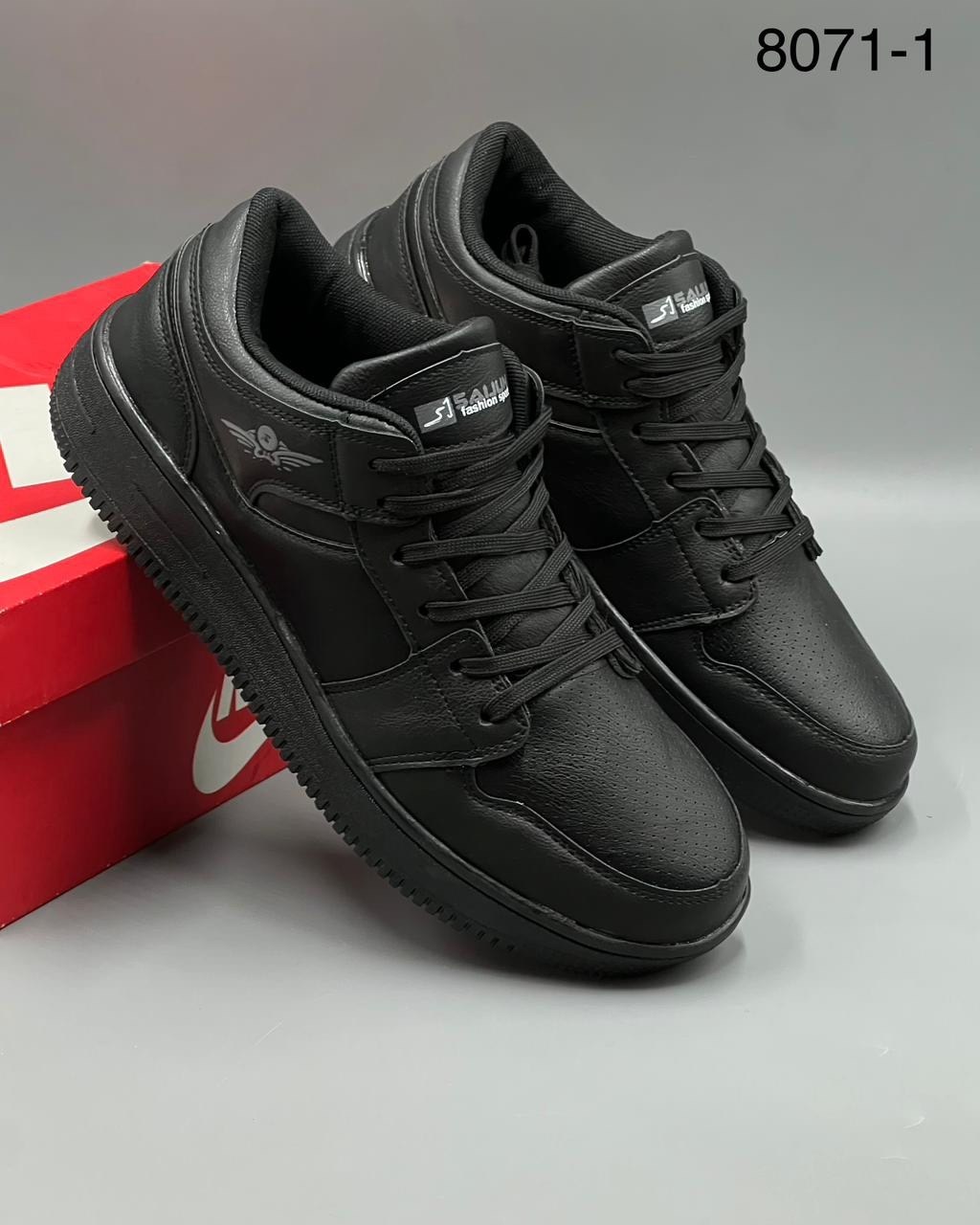 кроссовки,кроссовка мужской,кроссовки мальчику,спортивная ,женские кроссовки