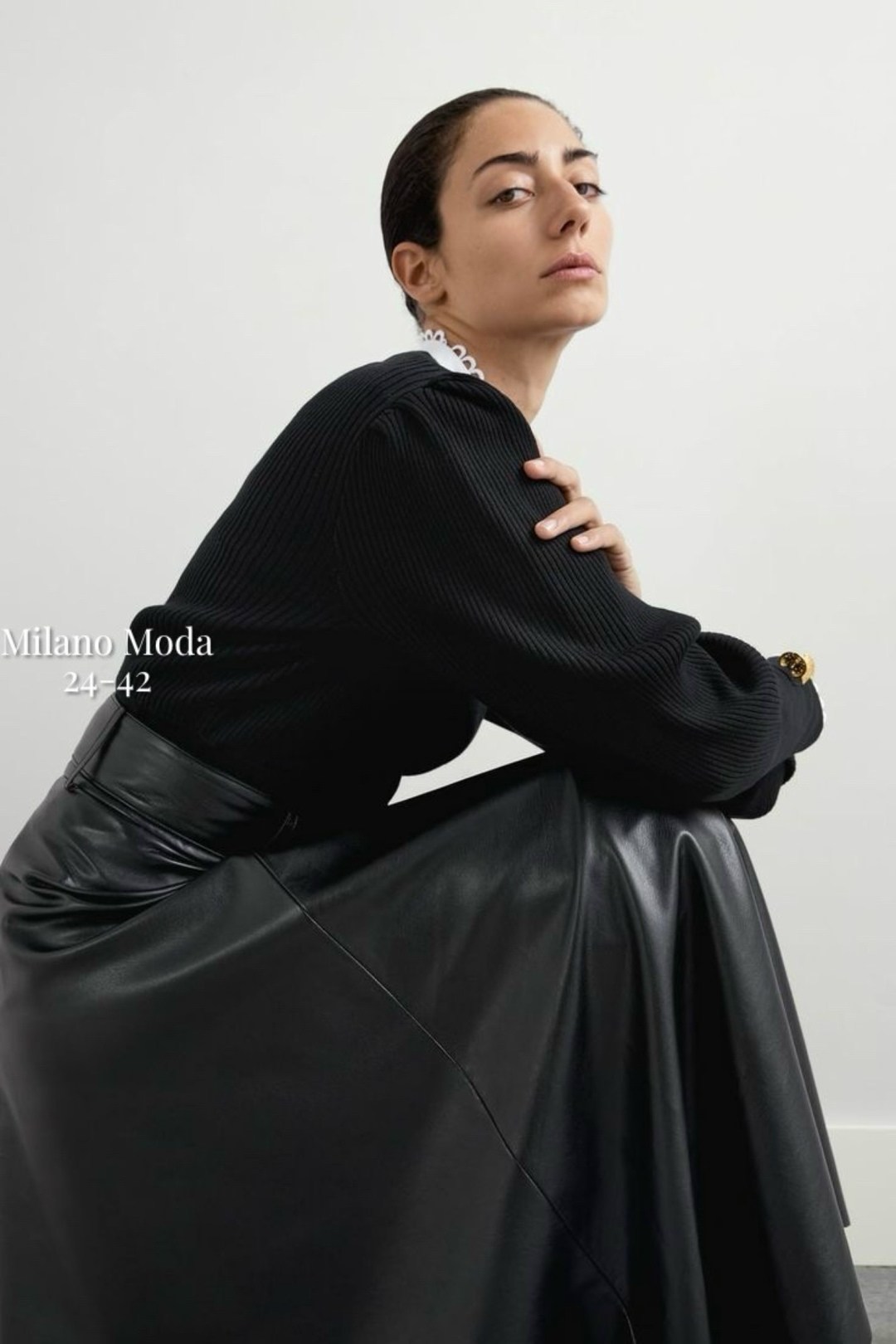 кожаная юбка zara миди,юбка из искусственной кожи,юбка из искусственной кожи с ремнем,кожаная юбка,черная кожаная юбка