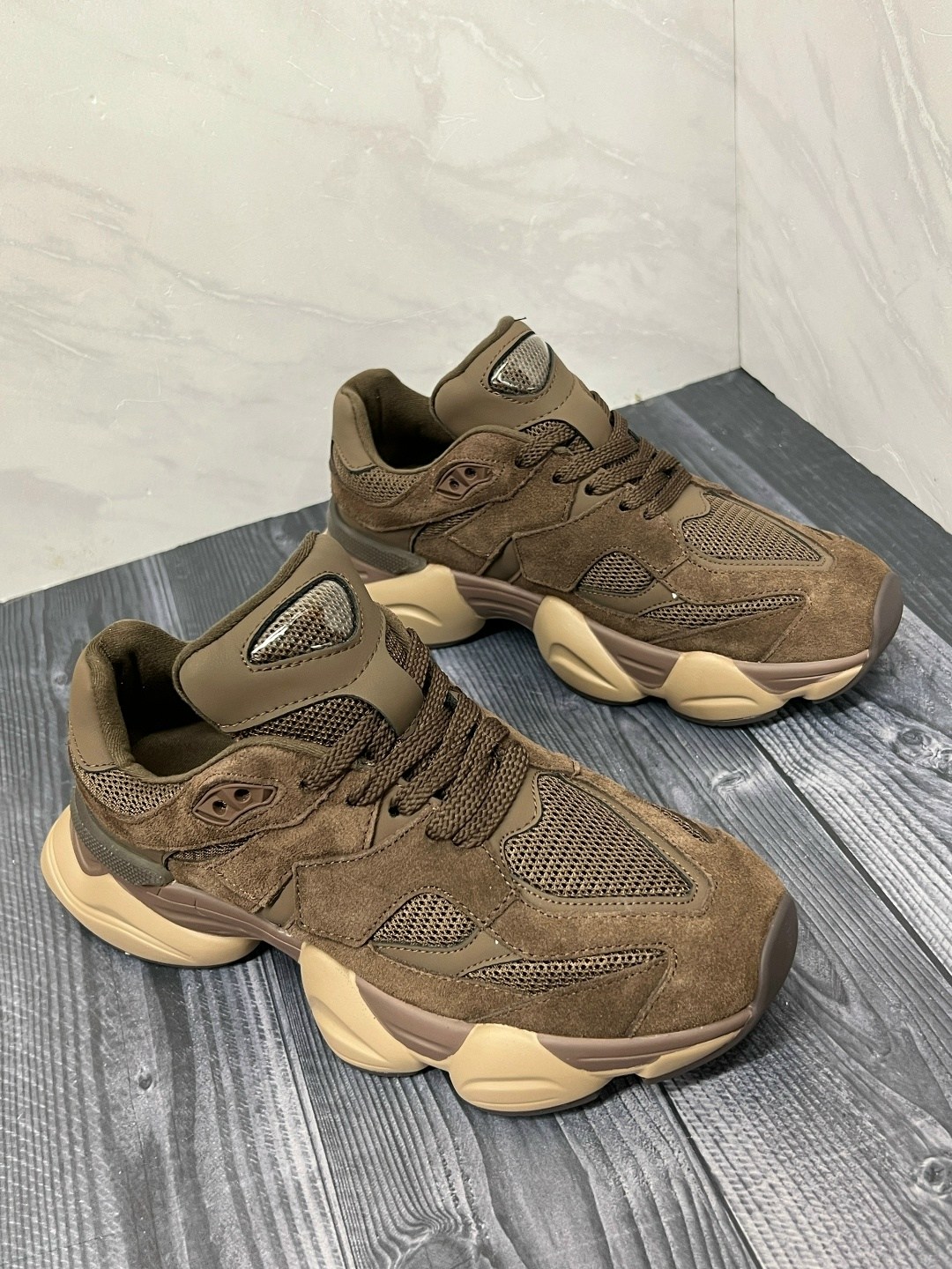 ,кроссовки женскиe,бежевые кроссовки,кроссовки оригинальные,спортивная