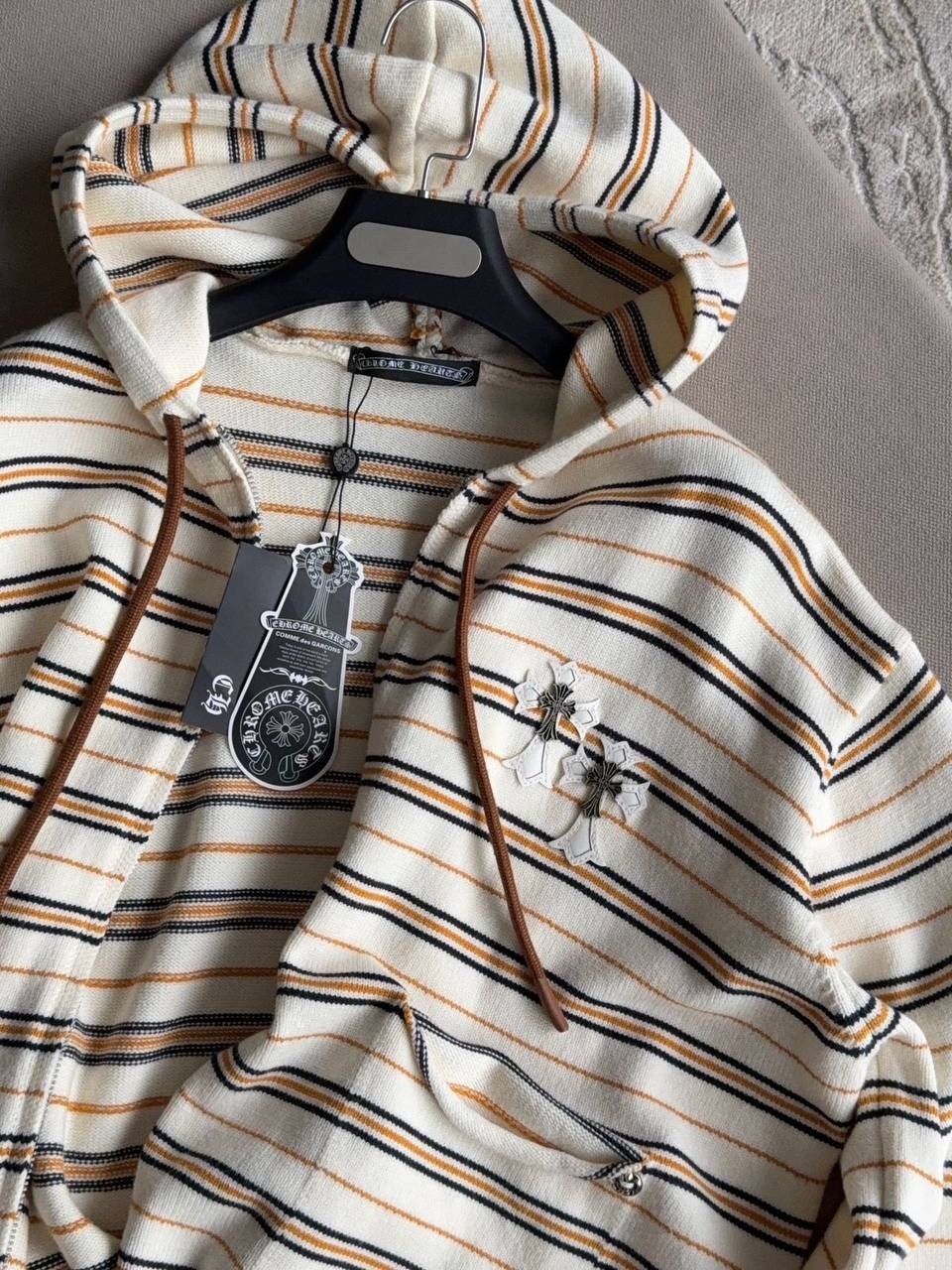 стильная куртка,кофта женская,демисезонная куртка,свитшот женская,легкая куртка