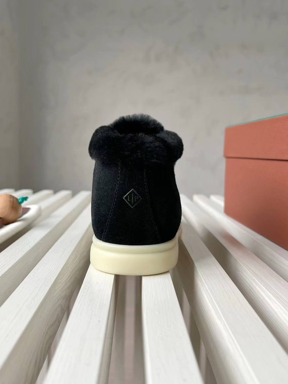 женские лоферы loro piana,лоферы loro piana,лоферы зимние женские,лоферы замшевые с мехом,