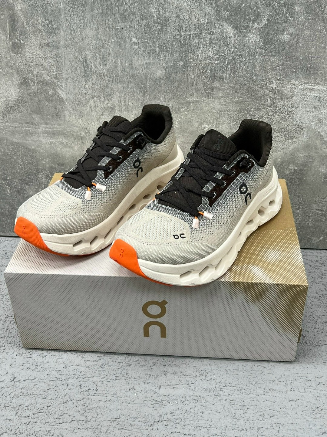 on running cloudtilt кроссовки,спортивная ,спортивные кроссовки,кроссовки женскиe,повседневные кроссовки