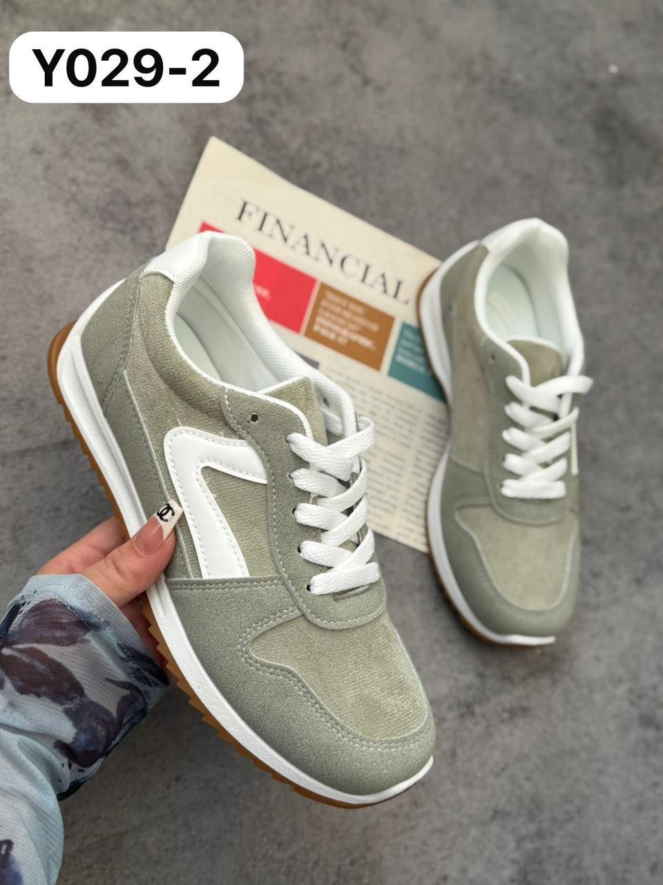 женские кроссовки,,удобные кроссовки,кроссовки брендовые,кроссовка