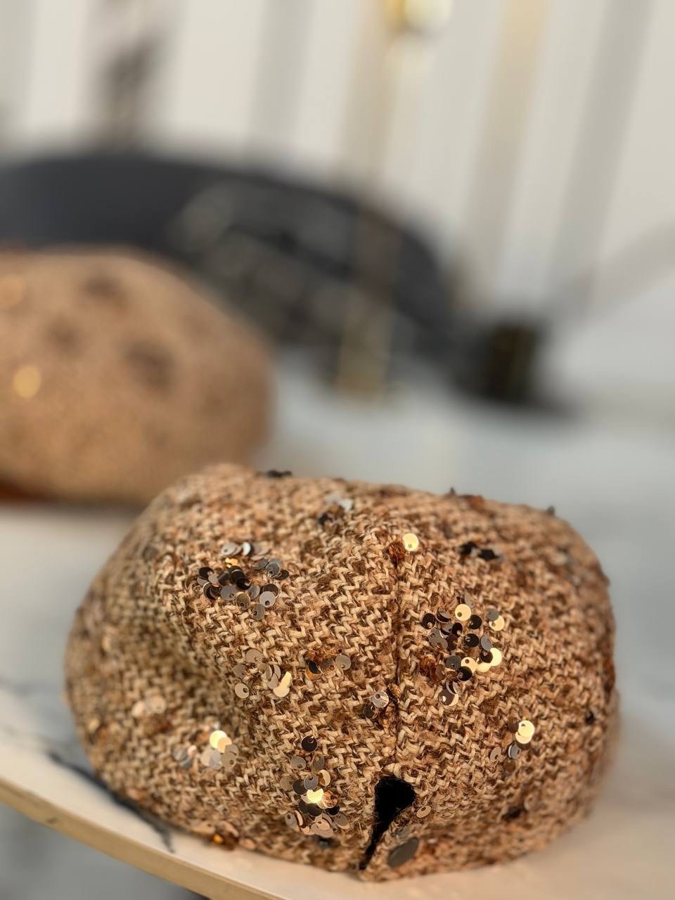 женская бейсболка,стильная одежда,солнцезащитные очки miu miu,берет