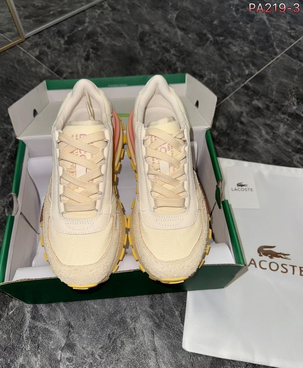 ,элитные активные кроссовки для женщин lacoste жёлтый,женские кроссовки,элитные активные кроссовки для женщин lacoste,кроссовки lacoste