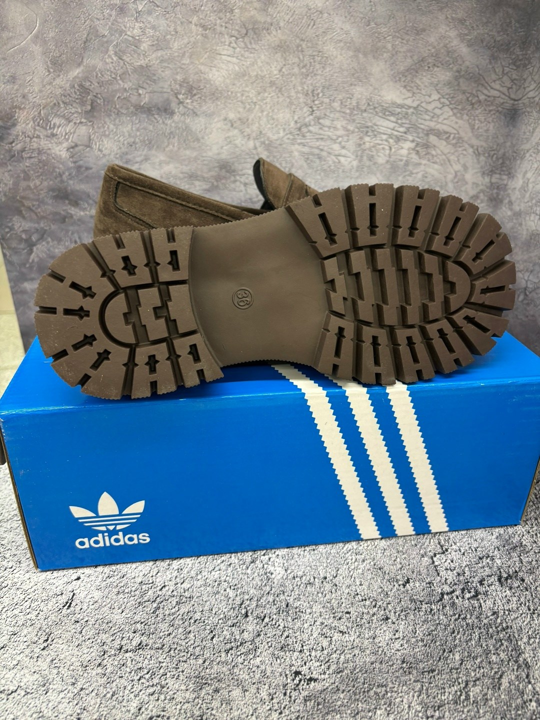 ,модные лоферы,лоферы женские,лоферы женские натуральная замша,замшевые лоферы