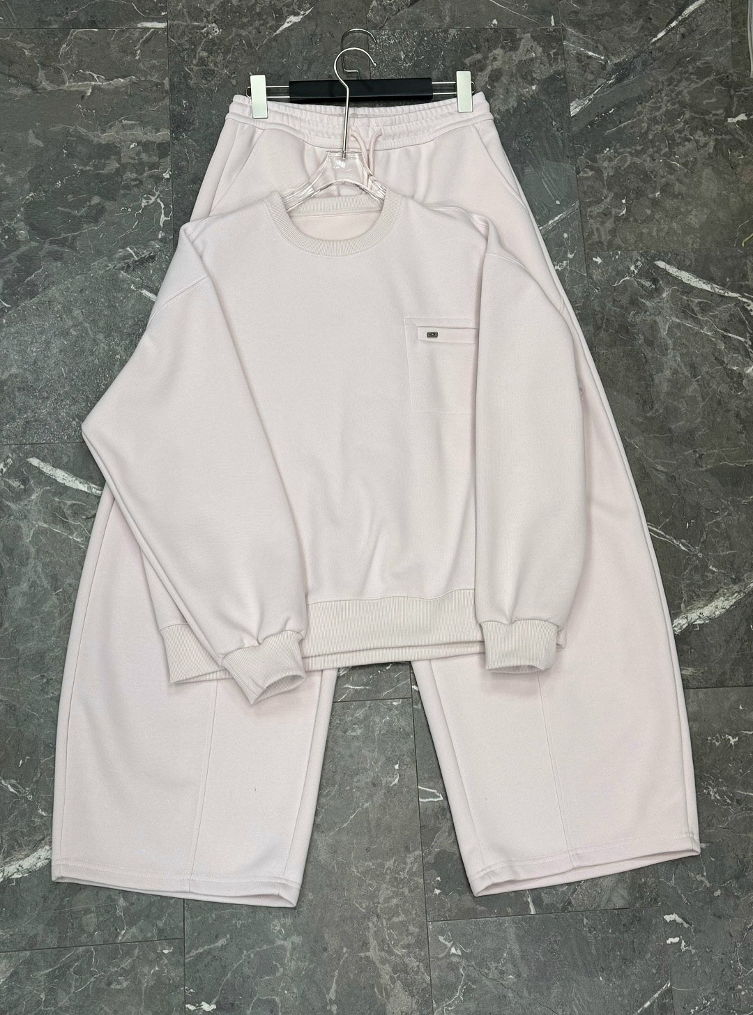 костюмы спортивные женские,трикотажные костюмы,спортивный костюм,костюм с брюками,спортивный костюм спортивные костюмы