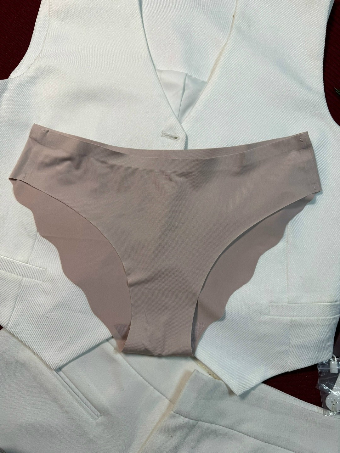 женские трусы невидимые бесшовные,трусы бесшовные женские,бесшовные трусики,женские бесшовные трусики,бесшовные трусы для женщин