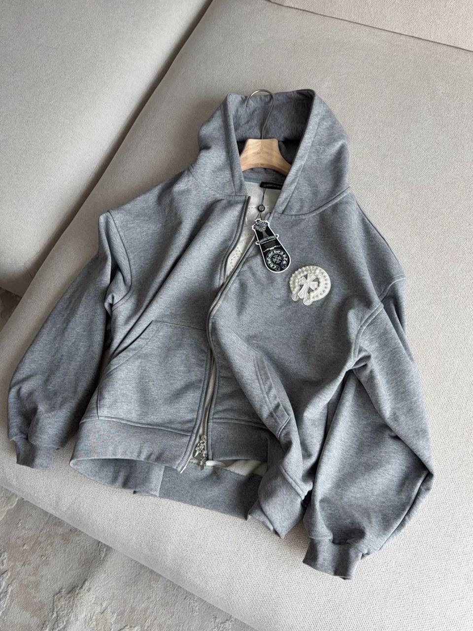 свитшот и толстовка,спортивные костюм,толстовки женская,худи женская,женские костюмы