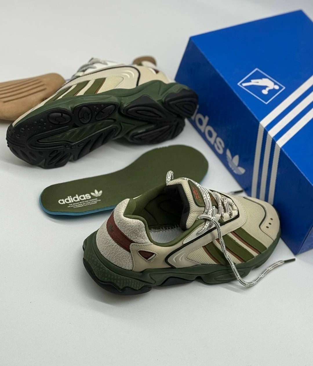 кроссовки adidas,мужские кроссовки adidas,кроссовки adidas oztral,кроссовки adidas ozelia,кроссовки adidas original