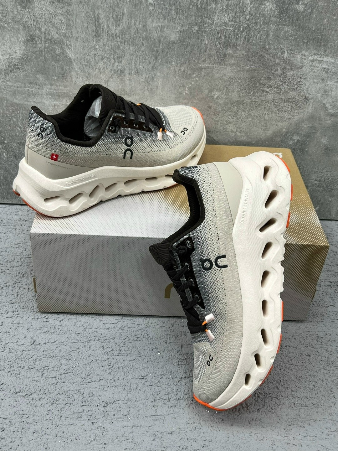 on running cloudtilt кроссовки,спортивная ,спортивные кроссовки,кроссовки женскиe,повседневные кроссовки