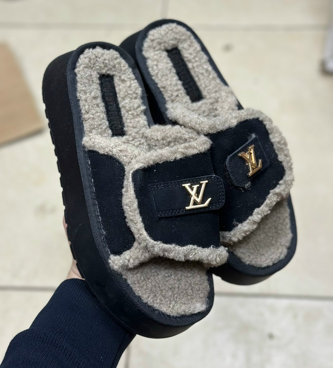 домашние тапочки женские,тапочки louis vuitton,,женские тапочки,тапки