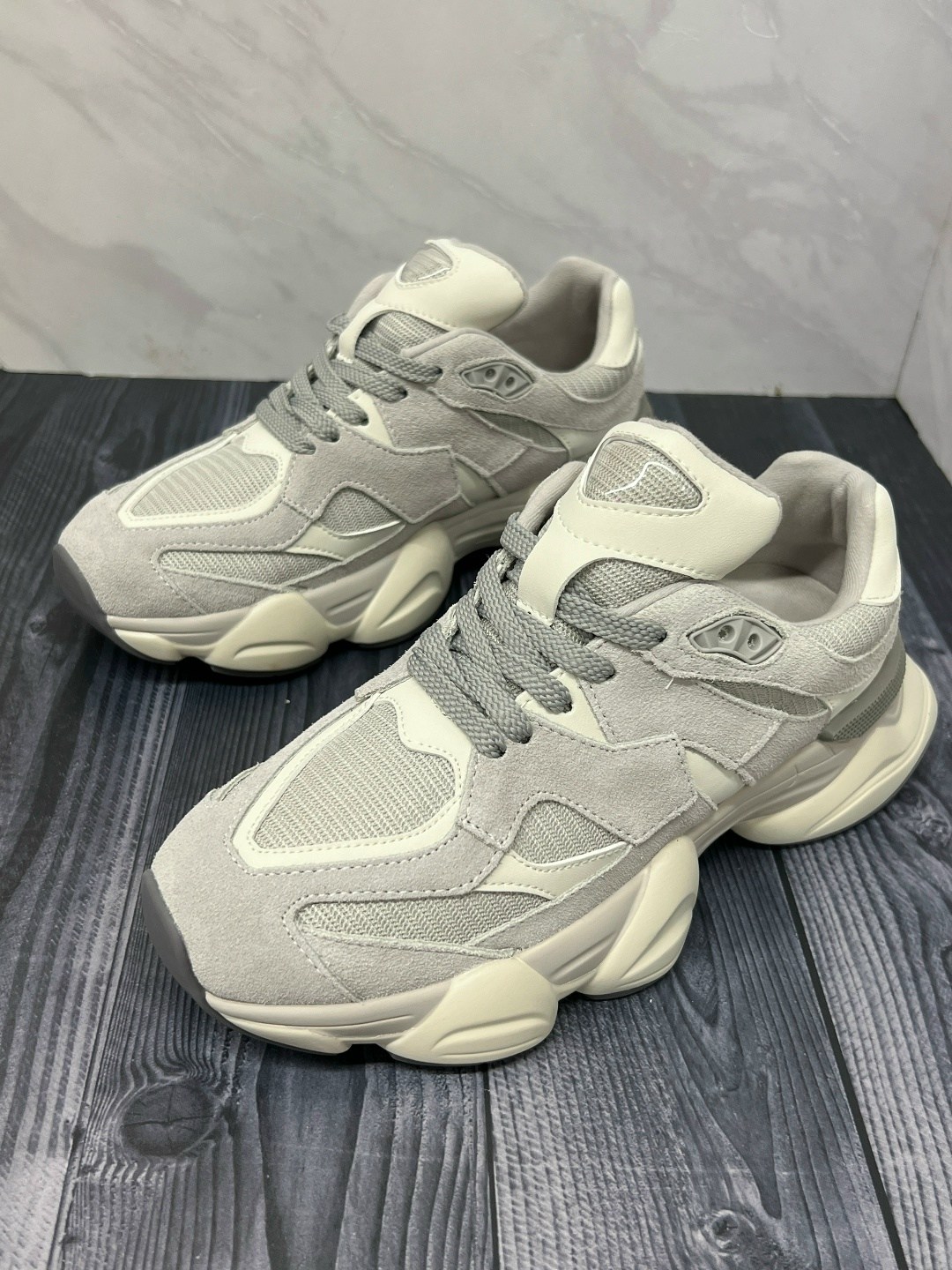 ,кроссовки женскиe,бежевые кроссовки,кроссовки оригинальные,спортивная