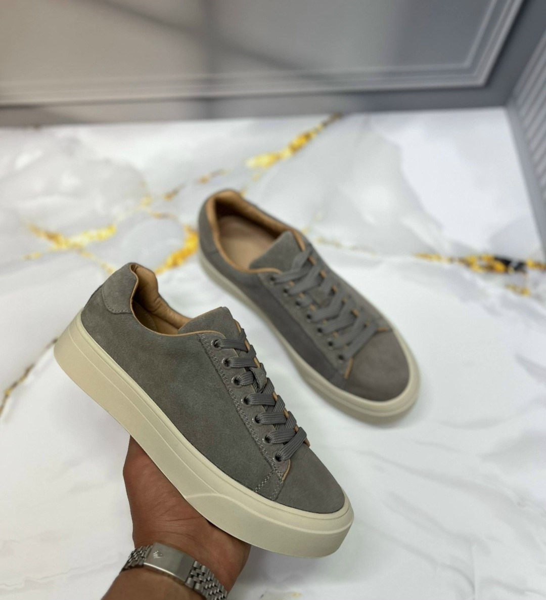 ,женские кроссовки из замши loro piana коричневые,кеды мужские,замшевые кеды,кеды brunello cucinelli мужские