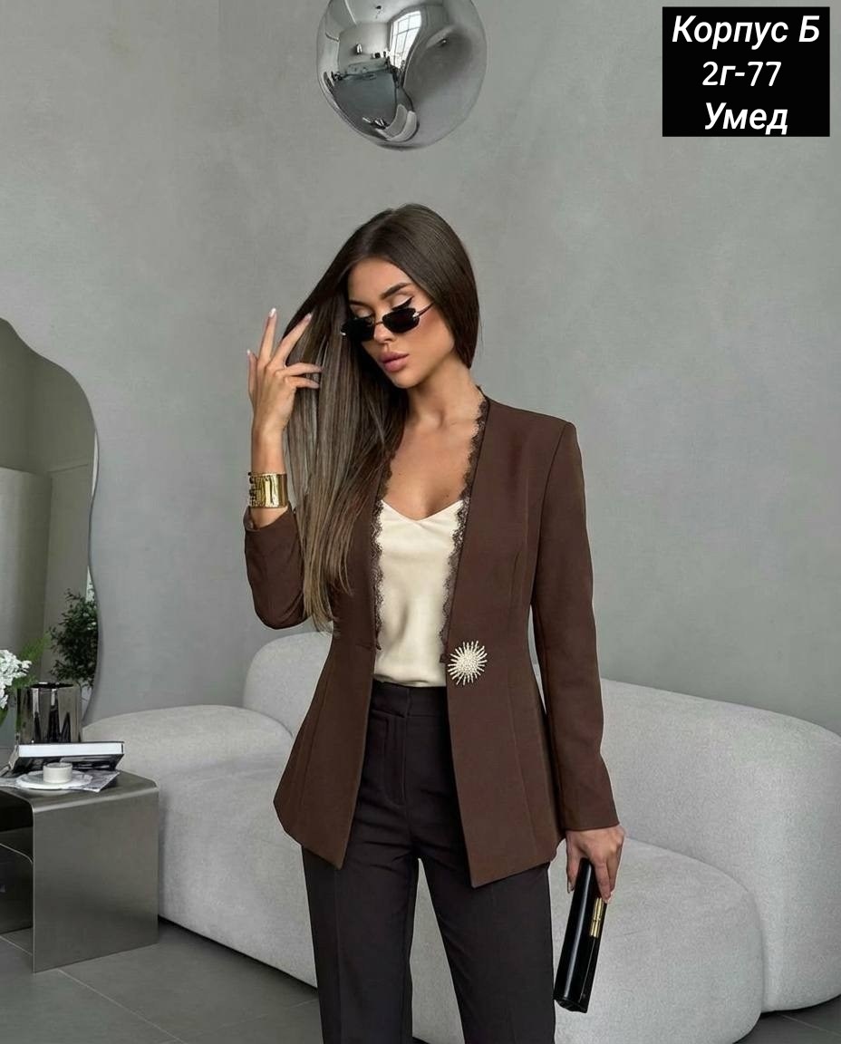 женский брючный костюм,брючный костюм,костюм брючный 22-994-1 юрс,женский костюм,женский брючный костюм черного цвета