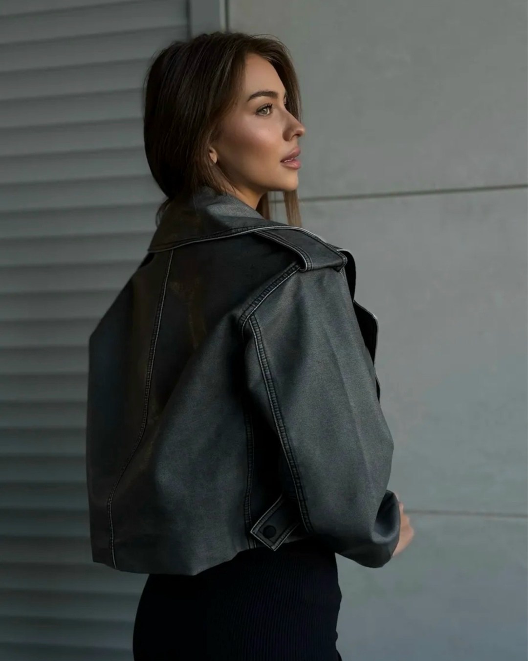 косуха женская куртка кожаная oversize,косуха кожаная,кожаная куртка косуха janna banana цвет серый,куртка косуха женская из экокожи,косуха винтажная куртка кожаная oversize серая monyken