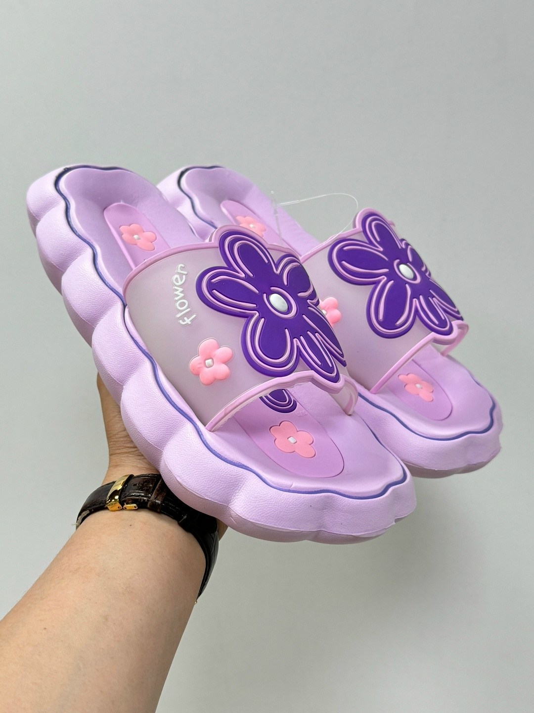 шлепанцы женские,,женские тапочки,летние тапочки,тапочки модные