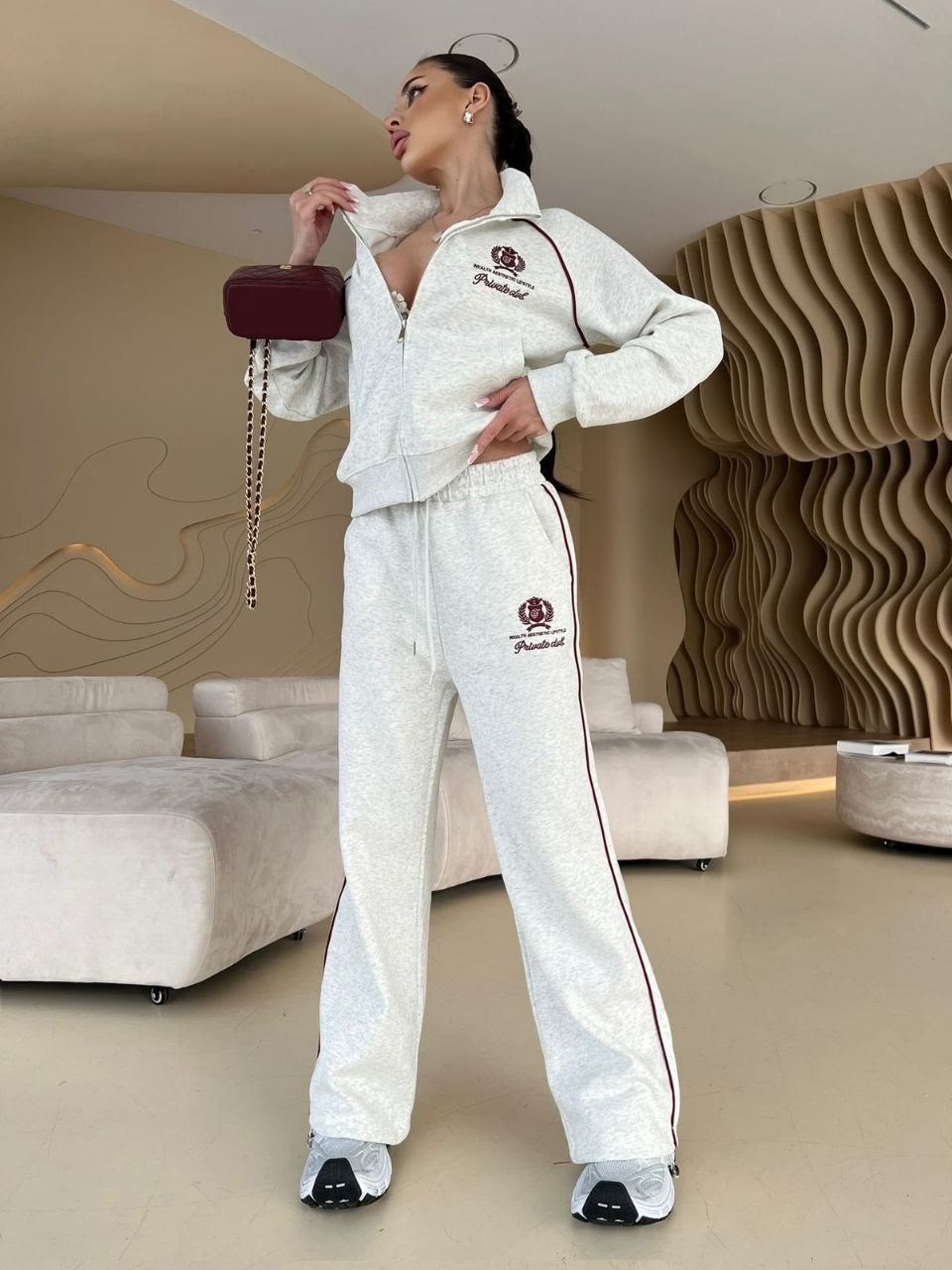 спортивный костюм miu miu женский,loro piana женский красный костюм,спортивный костюм,спортивный костюм женский,костюм женский