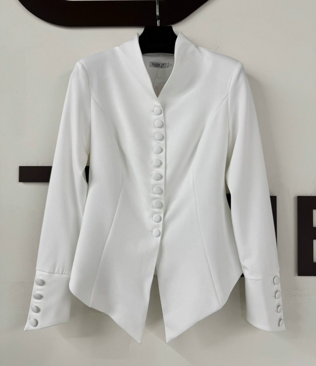 пиджак женский белый,жакет,женский пиджак без воротника белый,белый дизайнерский пиджак,белый пиджак