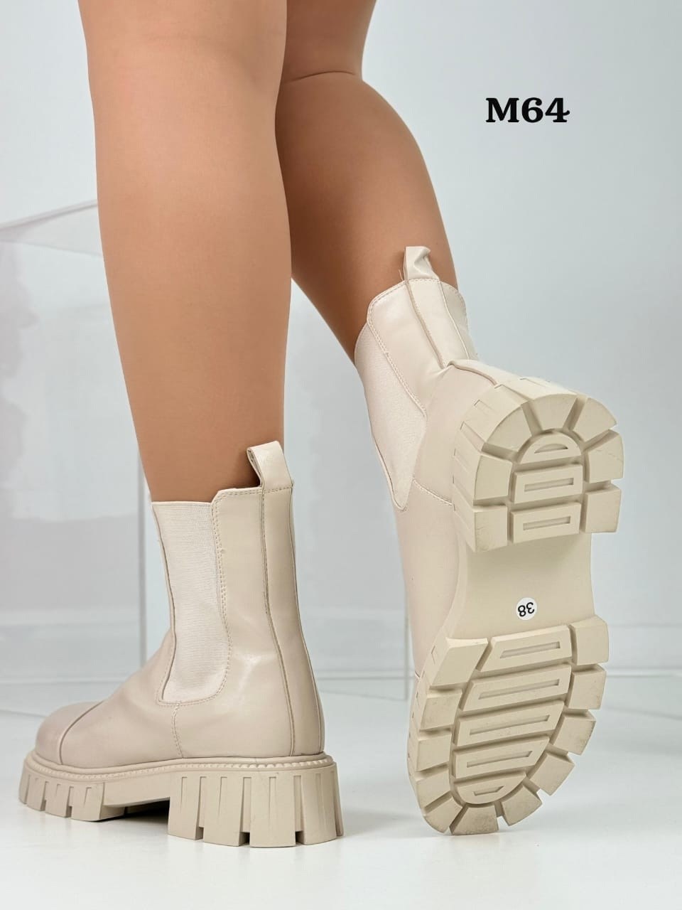 ,зимние женские сапоги,женские сапоги,модная ,стильная