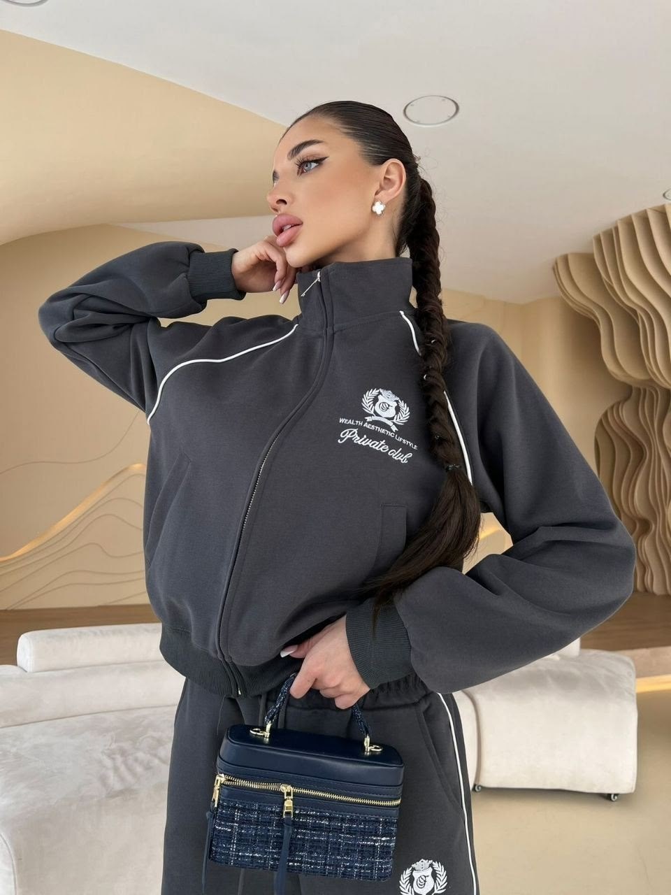 женский спортивный костюм,белый спортивный костюм в стиле celine,стильные костюмы,костюм спортивный,женский костюм