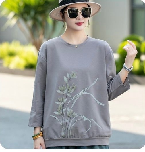 свитшот серый,женский свитшот,толстовка повседневная,модная толстовка,свитшот повседневный