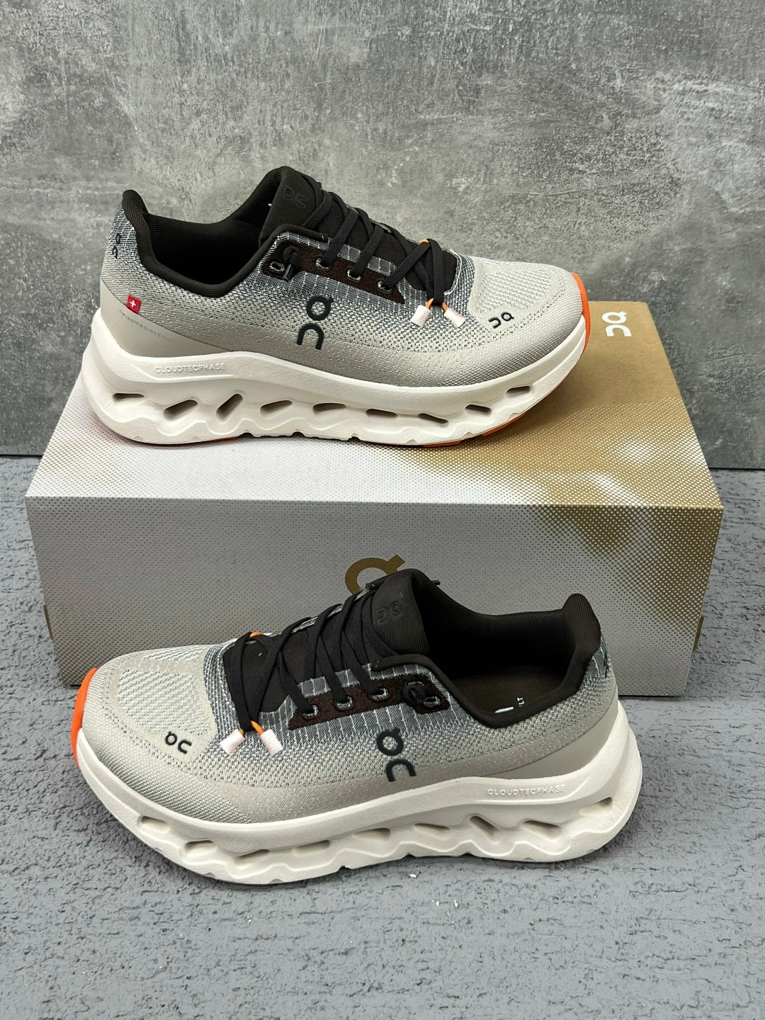 on running cloudtilt кроссовки,спортивная ,спортивные кроссовки,кроссовки женскиe,повседневные кроссовки