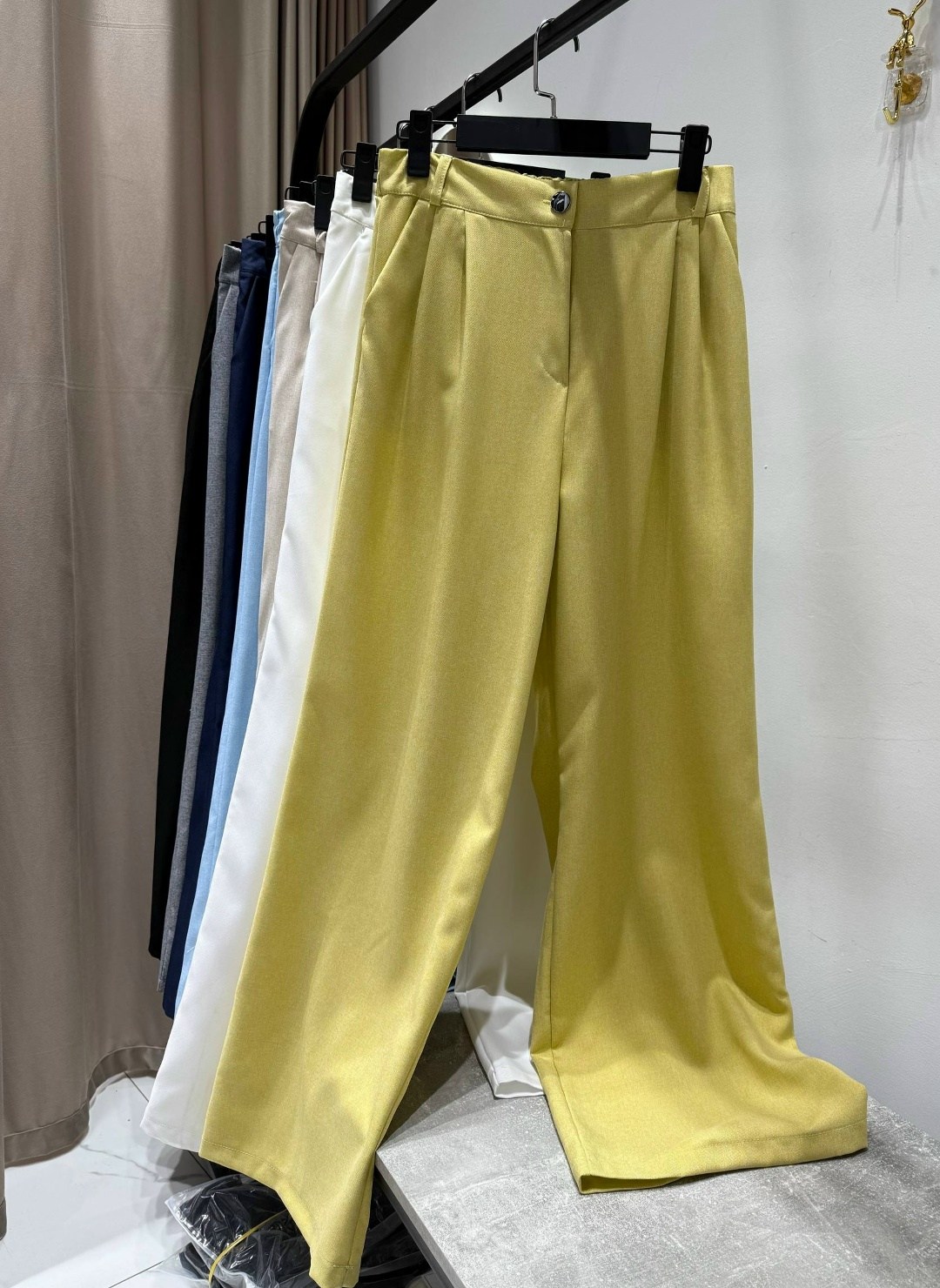 повседневные брюки,модные брюки,одежда брюки,широкие брюки,женские брюки