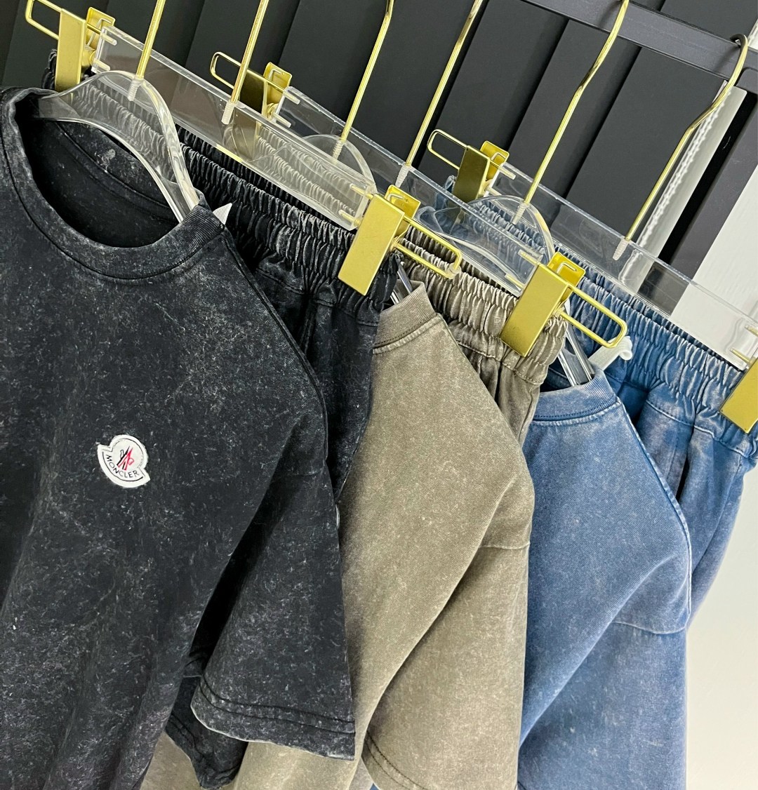 костюм с шортам,спортивные костюм,футболки комплект,мужские спортивные костюмы