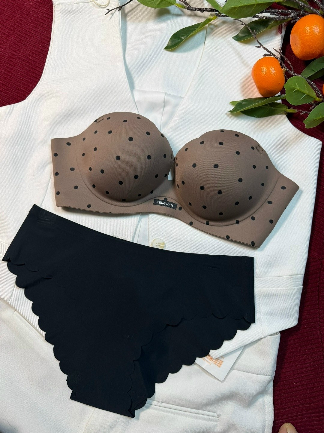 комплект женского нижнего белья,нижнего белья комплект,бюстгальтер,нижнее белье бюстгальтер,женское нижнее белье