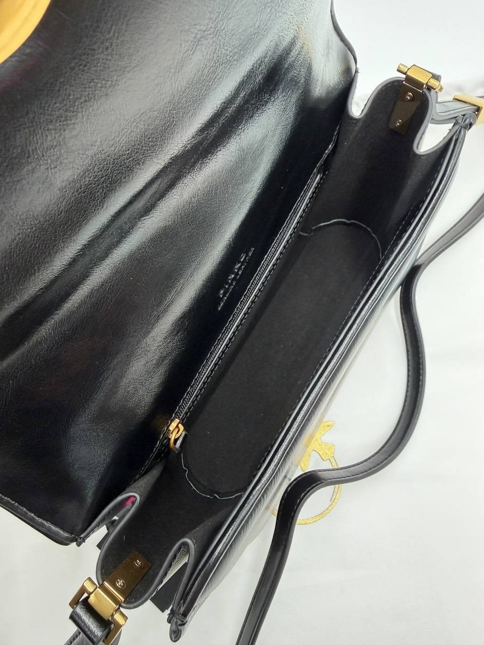 pinko сумка на плечо,сумка pinko,сумка женская pinko,pinko сумка на плечо кросс-боди,сумка