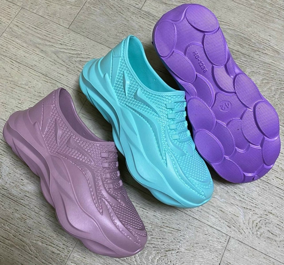 кроссовки женские,кроссовки,галоши кроссовки,,модные кроссовки