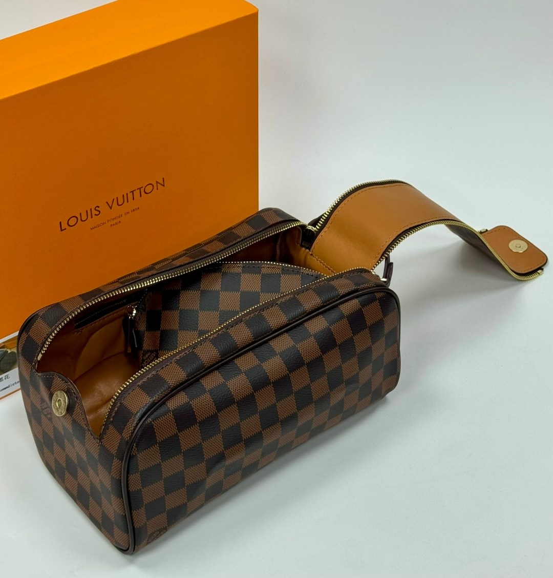 косметичка louis vuitton,louis vuitton косметичка louis vuitton,louis vuitton косметичка женская,дорожная косметичка louis vuitton,сумка косметичка louis vuitton