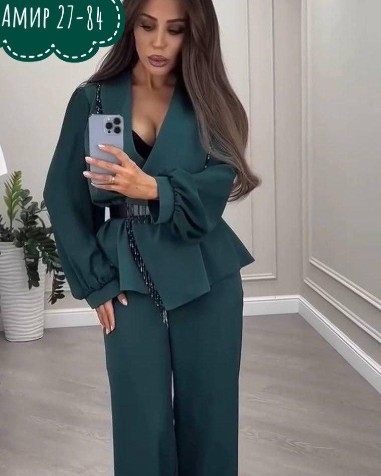 брючный костюм,костюм брючный женский зеленый,зеленые брючные костюмы для женщин,женские брючные костюмы,костюм женский брючный тройка