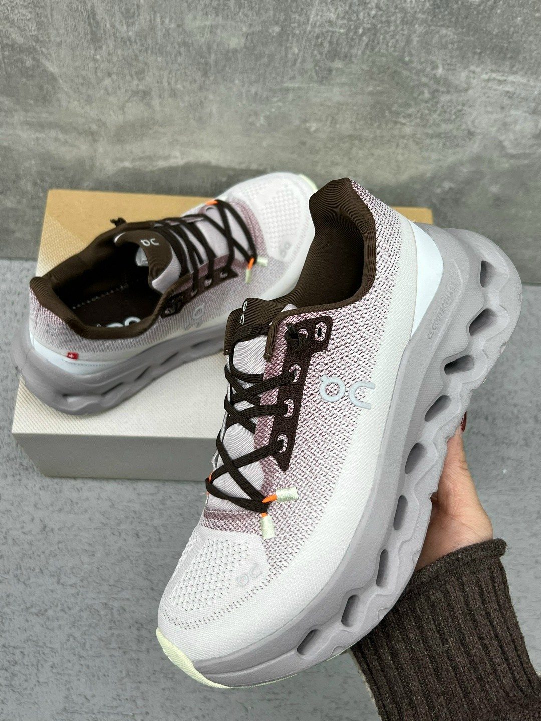 on running cloudtilt кроссовки,спортивная ,спортивные кроссовки,кроссовки женскиe,повседневные кроссовки