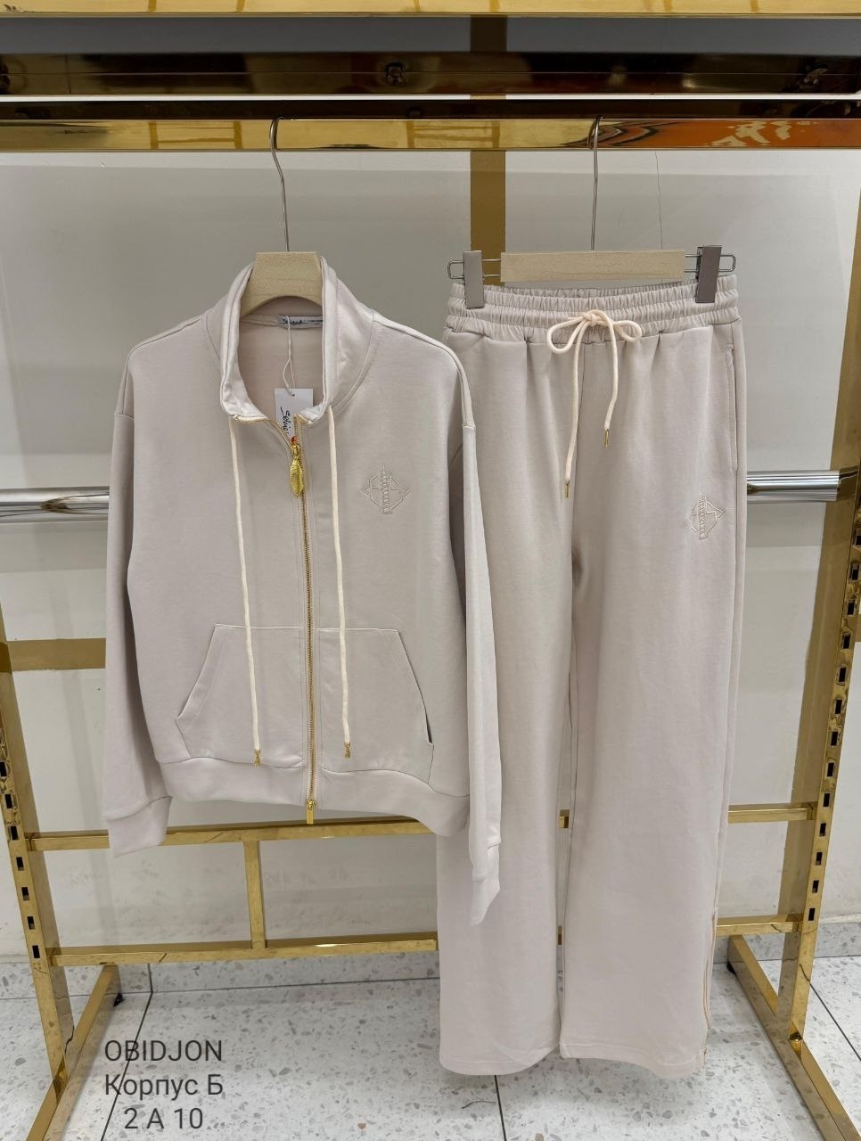 спортивный костюм,мужской спортивный костюм,костюм спорт,женские костюмы спортивные,спортивный костюм brunello cucinelli