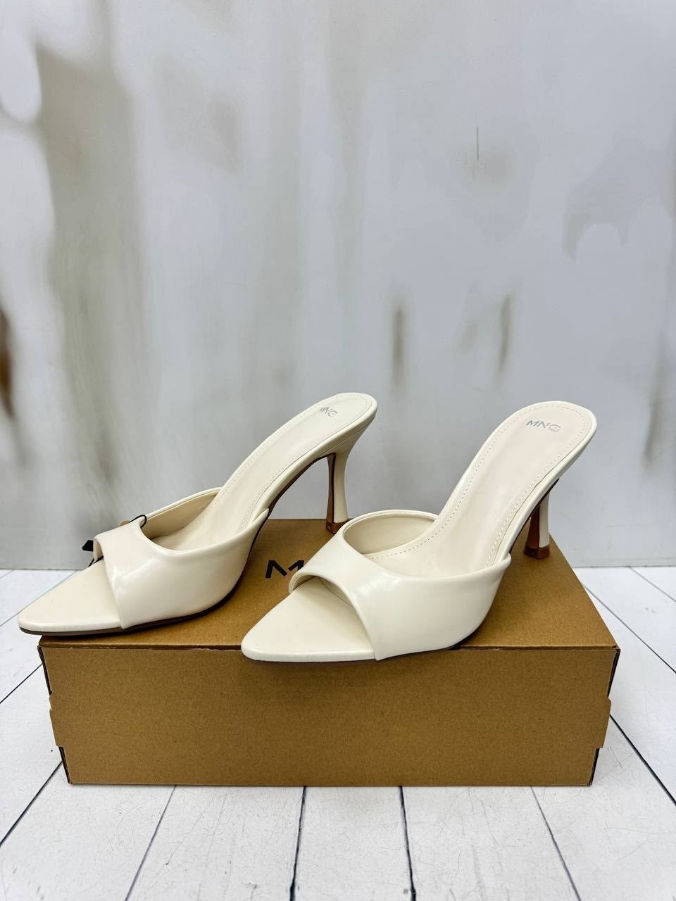 ,женские босоножки,модные босоножки,босоножки на каблуках,мюли женские