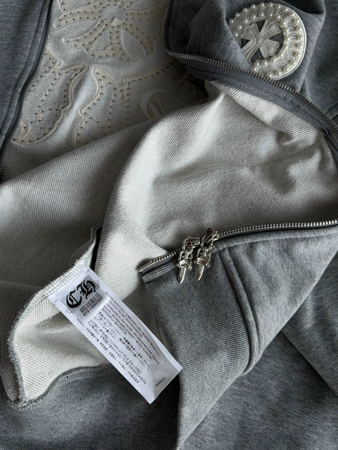 куртка бомбер,бомбер оверсайз,куртка бомбер женская,куртка бомбер женская оверсайз