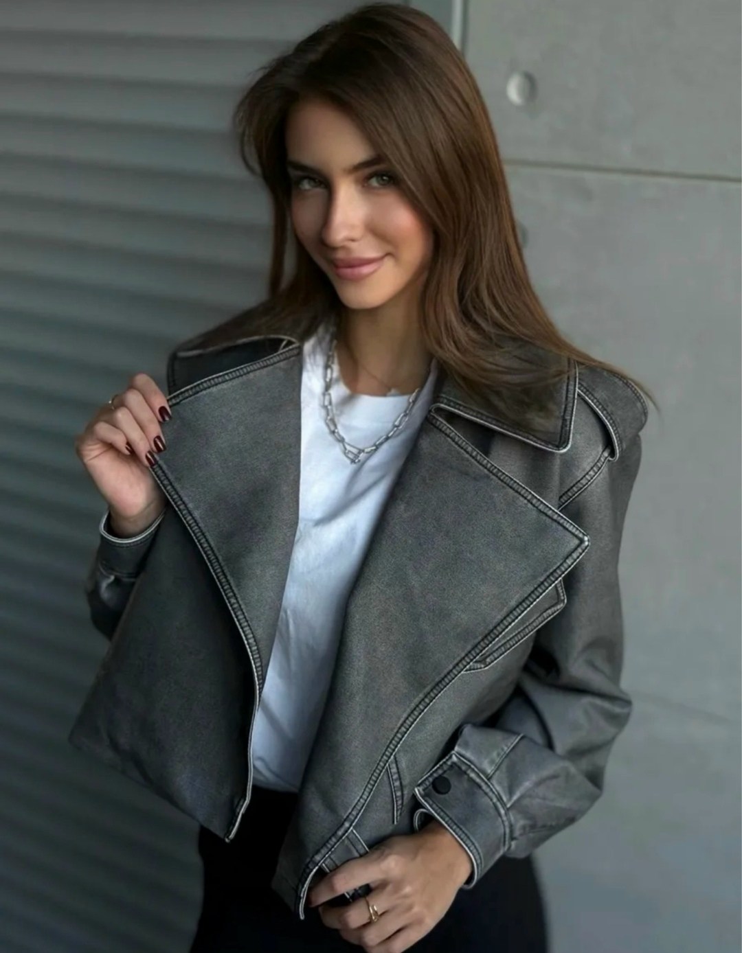 косуха женская куртка кожаная oversize,косуха кожаная,кожаная куртка косуха janna banana цвет серый,куртка косуха женская из экокожи,косуха винтажная куртка кожаная oversize серая monyken