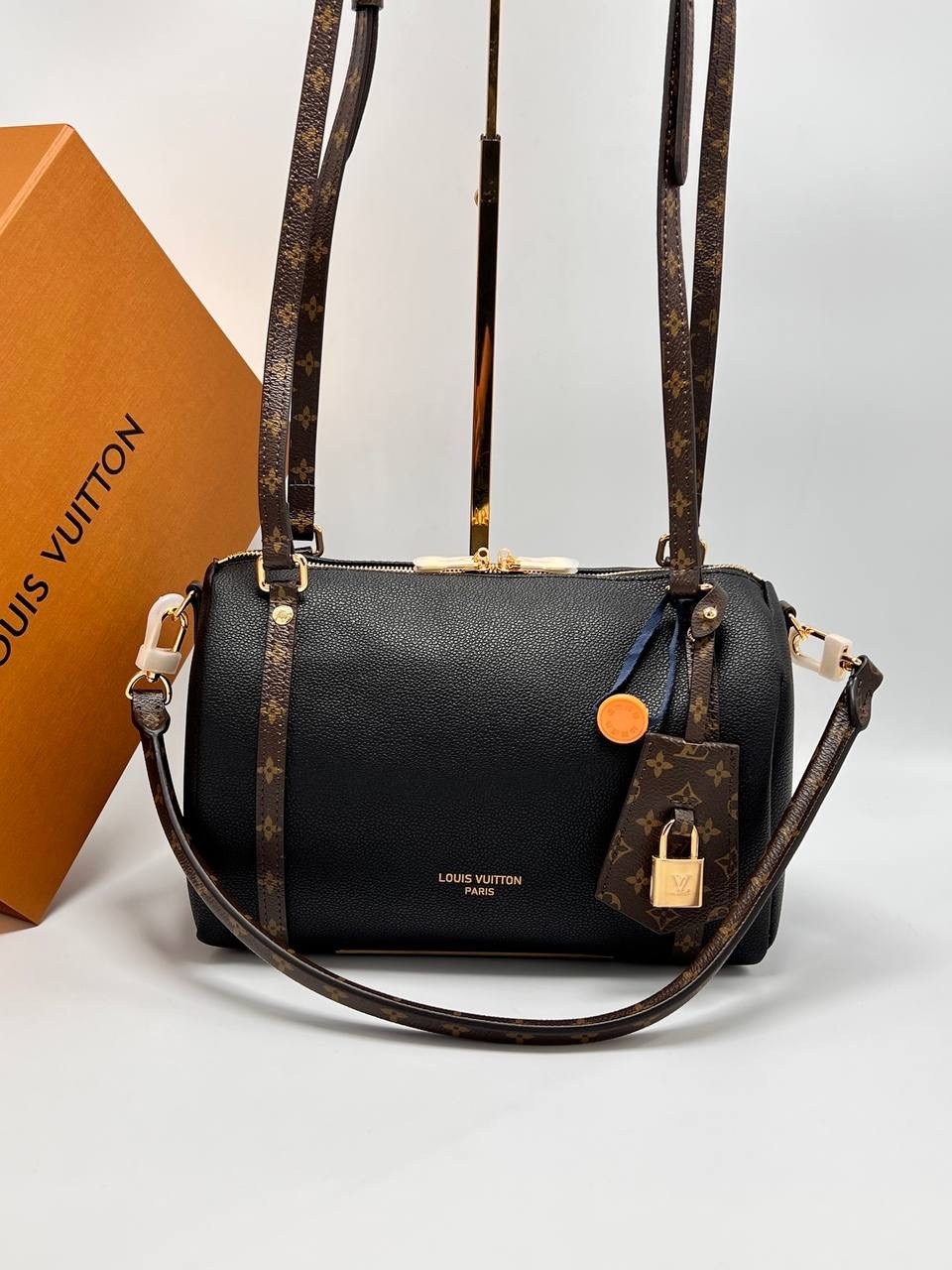 louis vuitton сумка на плечо,louis vuitton женская сумка,сумка на плечо круглая louis vuitton,сумка louis vuitton,сумка женская louis vuitton премиум