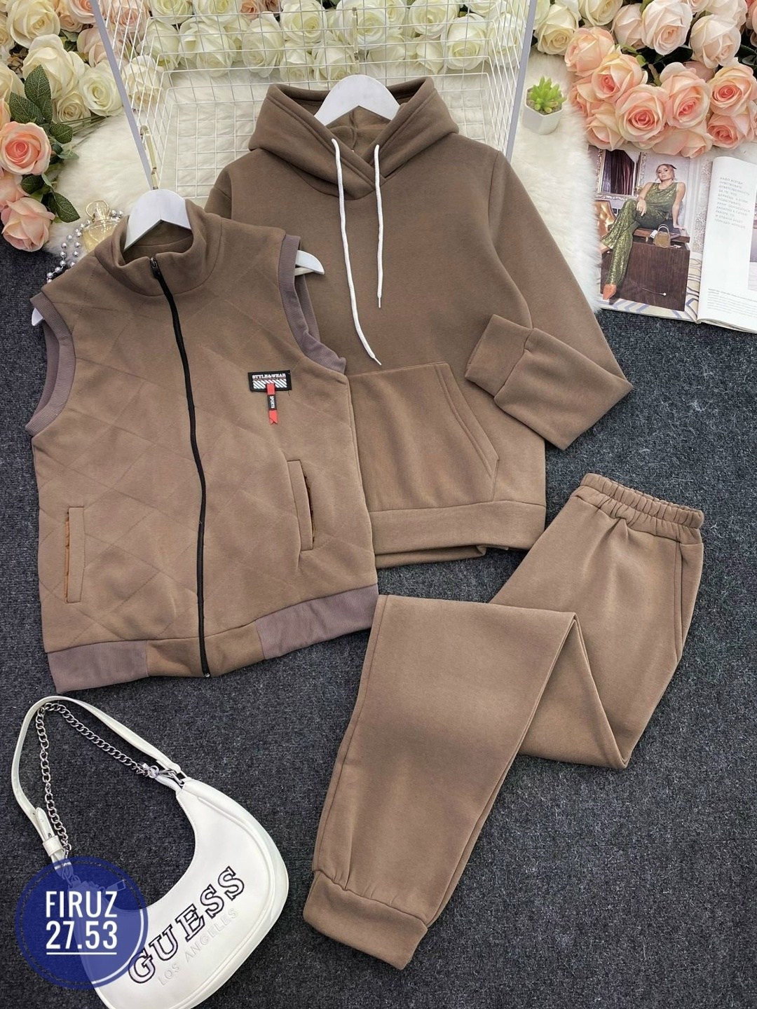 спортивные утеплённые костюм тройка,костюм тройка теплый на флисе,костюм тройка из материала флисе,спортивный костюм,костюм женский спортивный на флисе