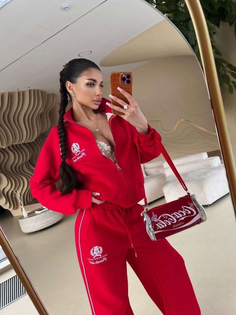 женский спортивный костюм,белый спортивный костюм в стиле celine,стильные костюмы,костюм спортивный,женский костюм