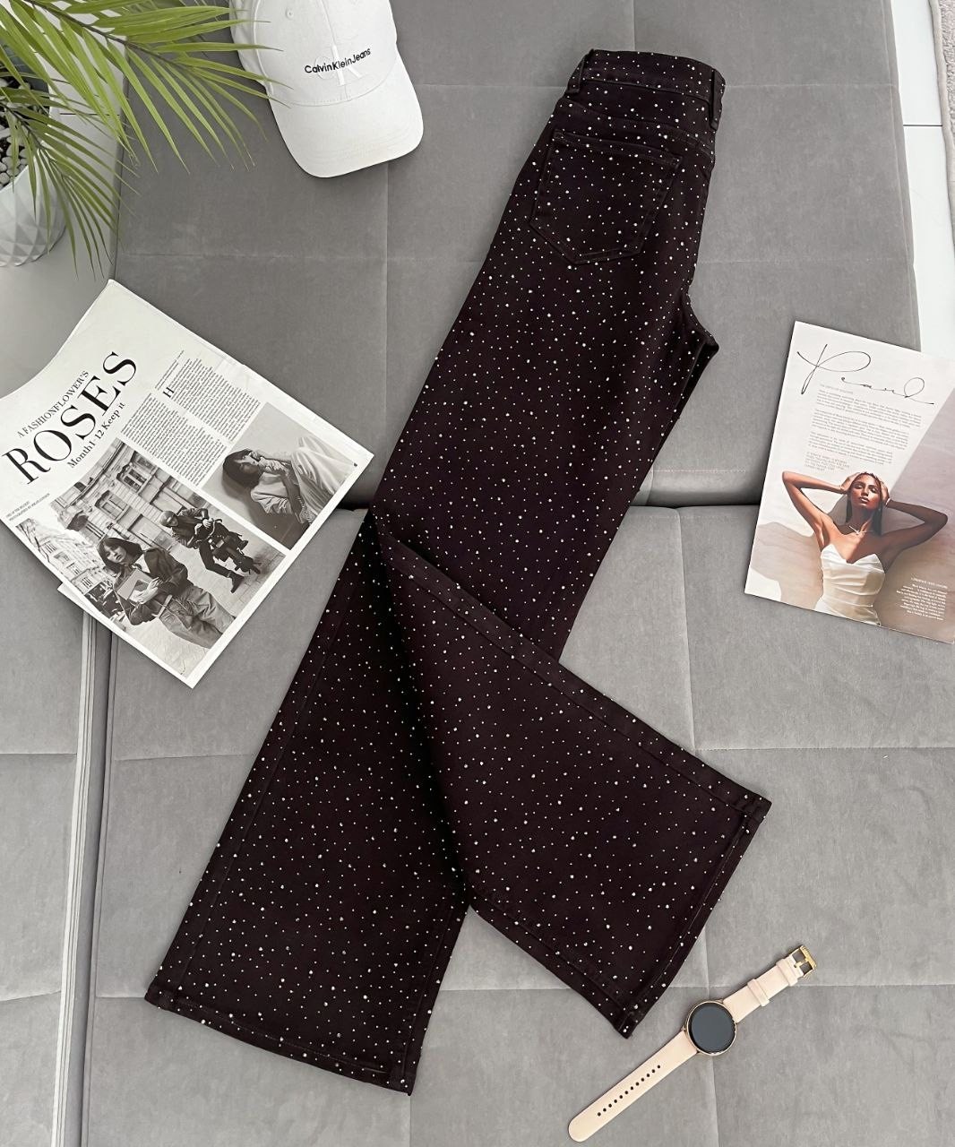 джинсы со стразами,штаны со стразами,джинсы клеш со стразами h&a collection,женские брюки,брюки черные