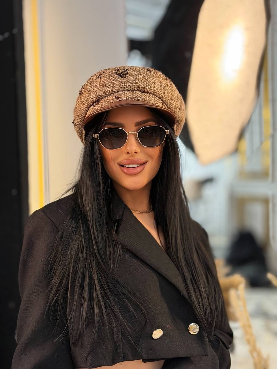 женская бейсболка,стильная одежда,солнцезащитные очки miu miu,берет