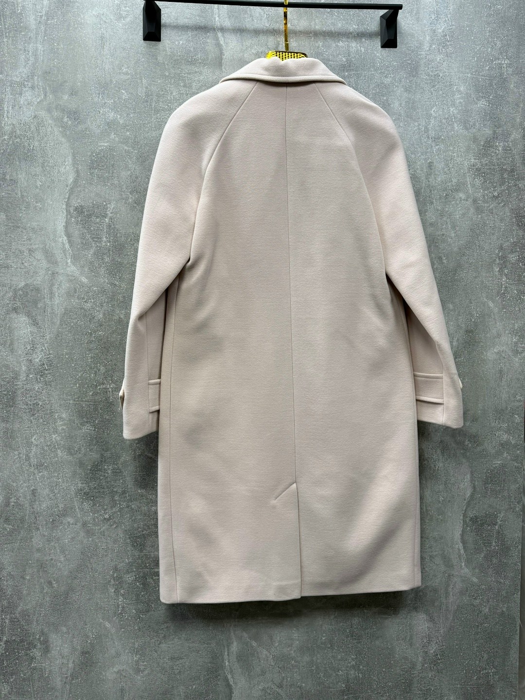 пудровое пальто,шерстяное пальто,пальто,пальто женские,пальто средней длины