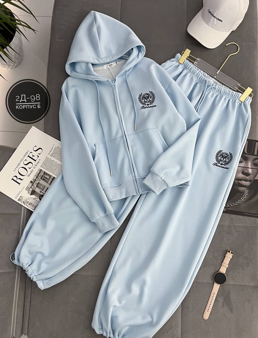 кашемировый костюм loro piana,женский костюм,спортивный костюм brunello cucinelli,костюм двойка,женский костюм двойка