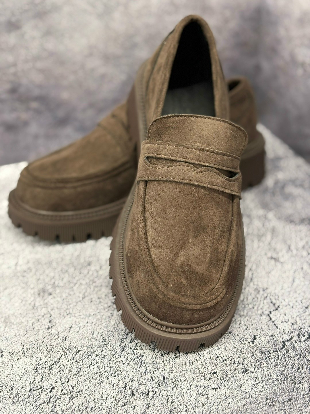 ,модные лоферы,лоферы женские,лоферы женские натуральная замша,замшевые лоферы