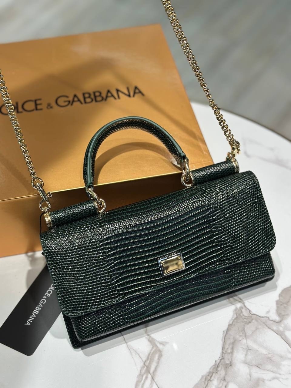 сумка dolce gabbana,дольче габбана сумка,сумка дольче габбана моника,сумка dolce gabbana sicily зеленый small,женская темно-зеленая кожаная сумка от dolce & gabbana