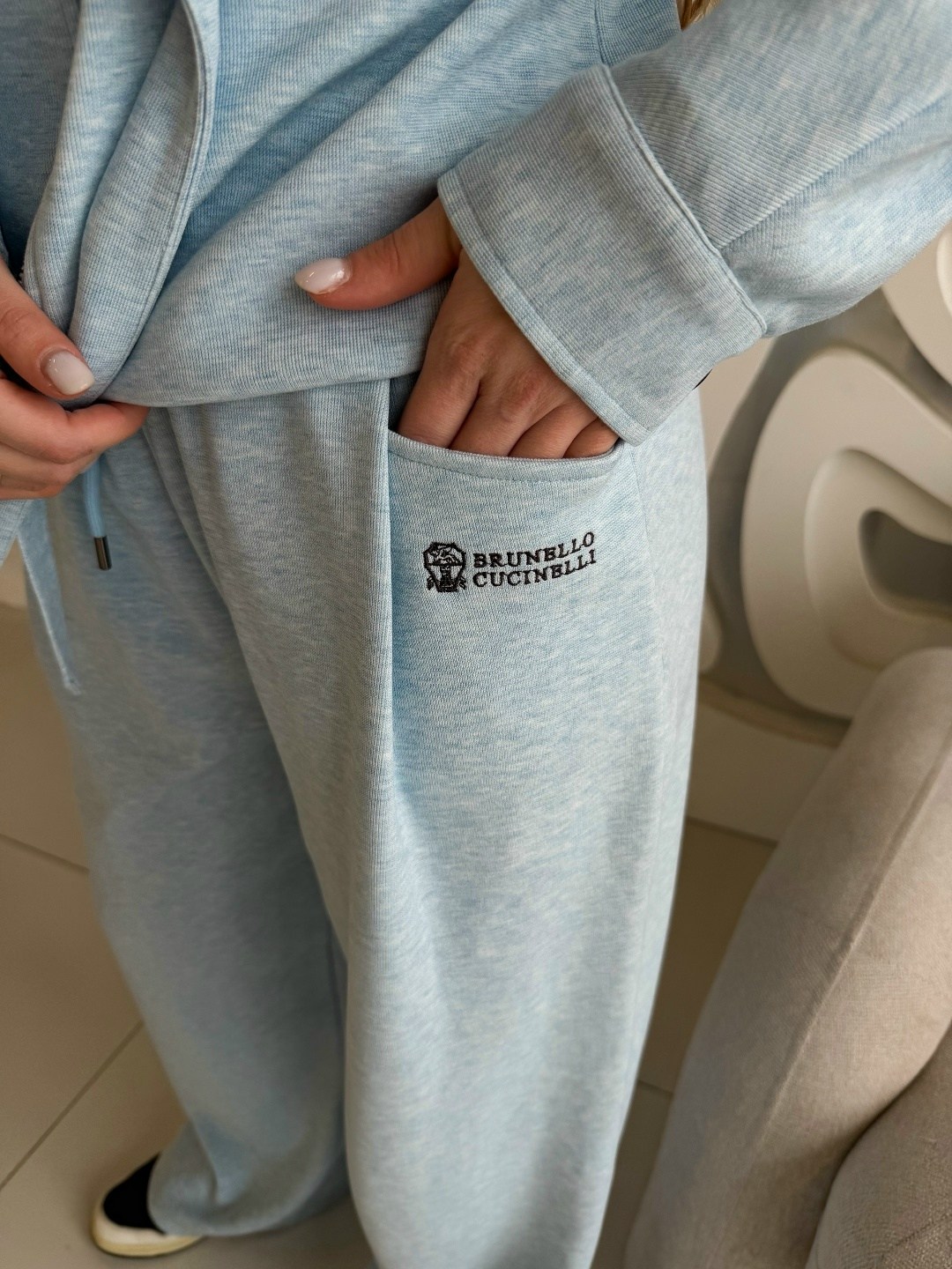 стильные костюмы,женский костюм,костюм брючный,трикотажные костюмы,костюм голубой